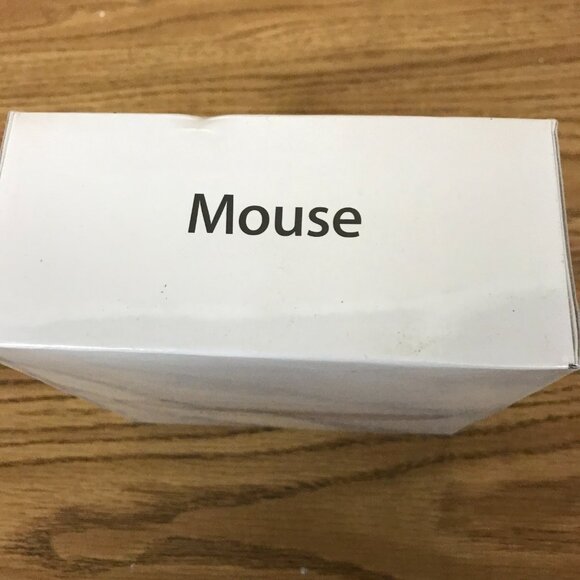 Apple Mouse Model A1152 in sealed box - Picture 4 of 4
